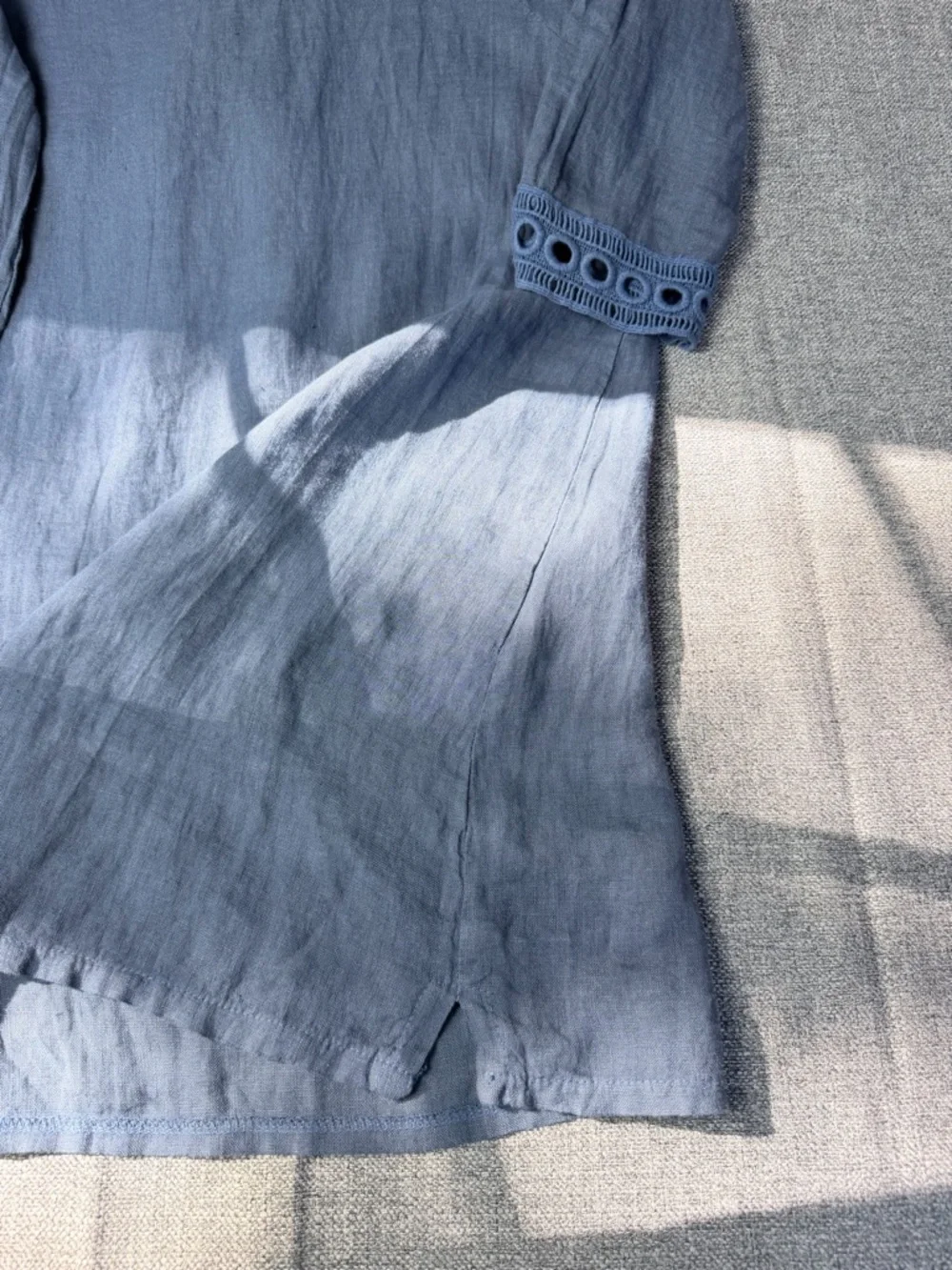 Via Signoria Italian Linen100% Tunic in Dusty Blue - Picture 9 of 14